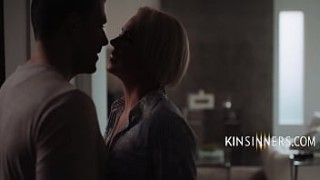 stepSon sex kiss bur lund xxxx Makes Her Feel Appreciated