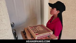 Pizza Delivery Teen Cheated by Jerking Guys (Ember download sexy clips Snow) [UNCENSORED]