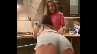 Girl Pulls Her Leggings Down To Show spankbanh Her Phat Ass