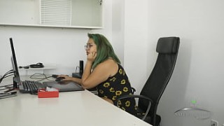 Innocent office worker and chubby girl Manila Bey plays rajwap c0m with her pussy